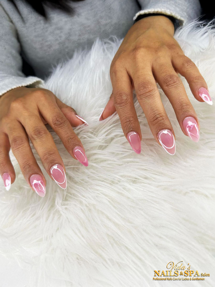 VIDA'S NAILS & SPA
